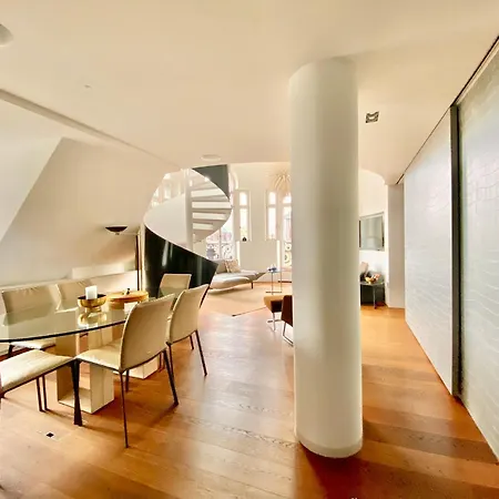 The Crown Penthouse Bahnhofstrasse شقة